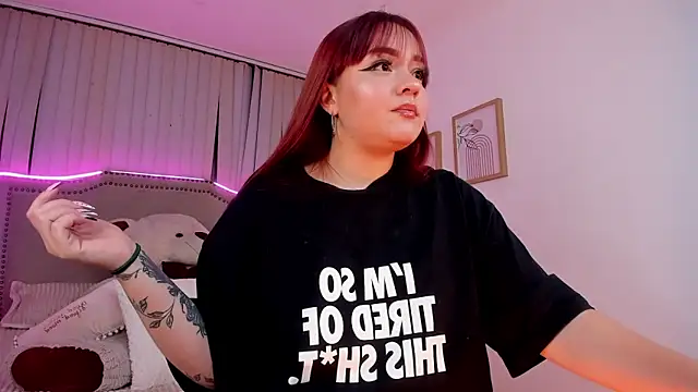 Valentina Se online show from March 20, 2025, 7:14 am