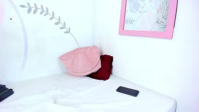 Snapshot of EVAN_XOX chatting on December 25, 2024, 12:27 am EVAN XOX online show from December 25, 2024, 12:27 am