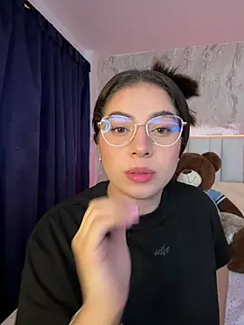Snapshot of IsabellaAnngel chatting on July 16, 2026, 2:06 am IsabellaAnngel online show from July 16, 2026, 2:06 am