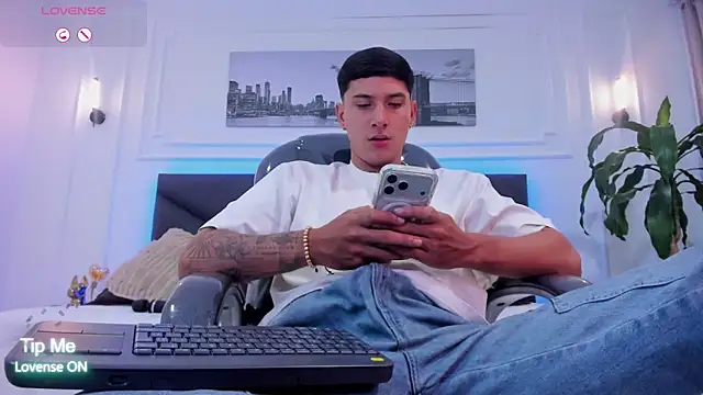 Damian23   online show from December 22, 2025, 12:57 pm