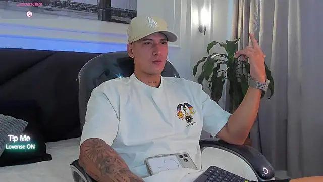 Damian23   online show from February 11, 2026, 12:43 pm