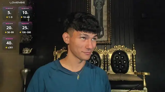 Snapshot of Alexx_tc chatting on December 12, 2024, 6:47 am Alexx tc online show from December 12, 2024, 6:47 am