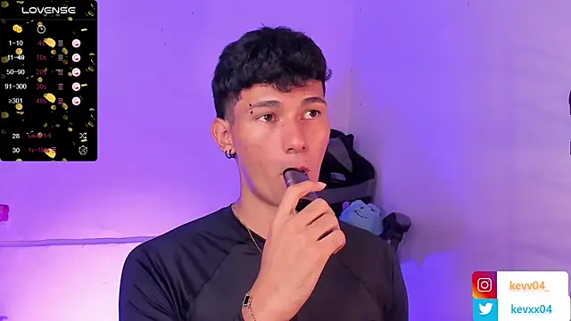 Snapshot of Alexx_tc chatting on September 11, 2025, 8:20 pm Alexx tc online show from September 11, 2025, 8:20 pm