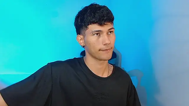 Snapshot of Alexx_tc chatting on September 14, 2025, 8:13 am Alexx tc online show from September 14, 2025, 8:13 am