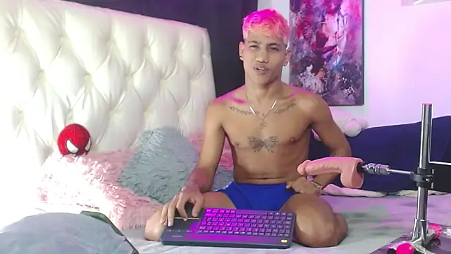 Sexys Boys Hot1 online show from February 6, 2025, 2:44 am