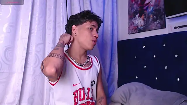 Sexys Boys Hot1 online show from December 2, 2025, 1:55 am