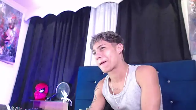 Snapshot of Sexys_Boys_Hot1 chatting on June 11, 2026, 1:38 am Sexys Boys Hot1 online show from June 11, 2026, 1:38 am