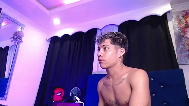 Snapshot of Sexys_Boys_Hot1 chatting on June 12, 2026, 1:15 am Sexys Boys Hot1 online show from June 12, 2026, 1:15 am