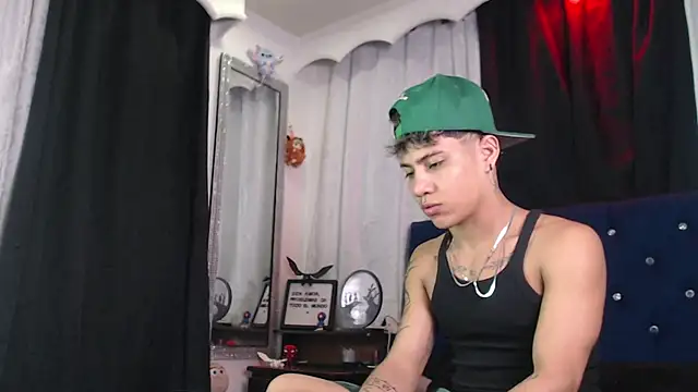 Sexys Boys Hot1 online show from July 11, 2026, 1:08 am