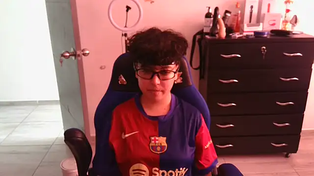 thomascooper7 online show from January 29, 2025, 2:53 pm