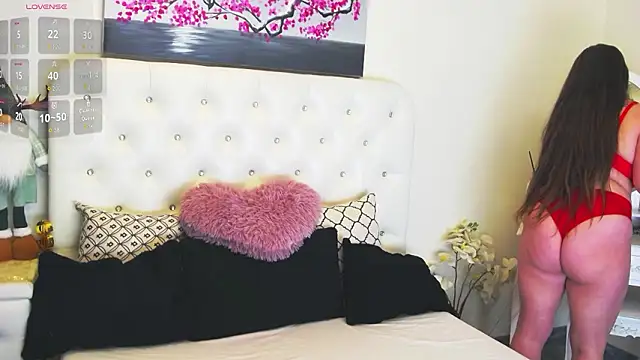 Ysabell01 online show from March 13, 2026, 5:25 am