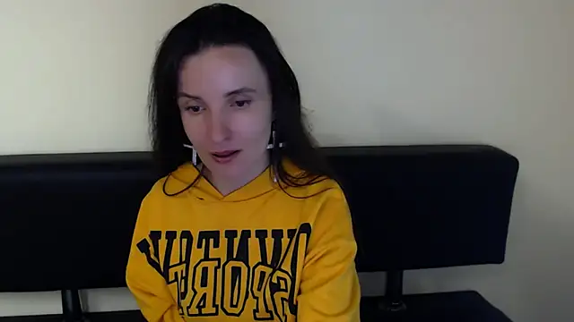 LaimaV  online show from May 22, 2026, 8:58 pm
