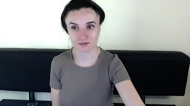 Snapshot of LaimaV_ chatting on June 30, 2026, 9:05 pm LaimaV online show from June 30, 2026, 9:05 pm