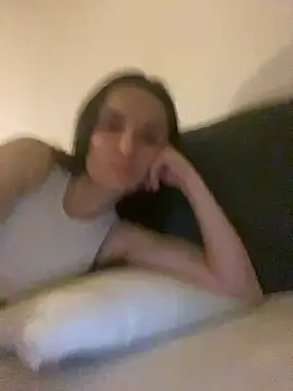 Snapshot of LaimaV_ chatting on July 17, 2026, 7:19 pm LaimaV online show from July 17, 2026, 7:19 pm