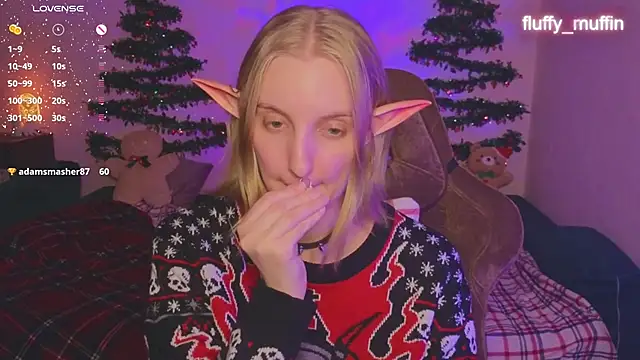 Snapshot of Fluffy_muffin_ chatting on December 12, 2024, 10:09 pm Fluffy muffin online show from December 12, 2024, 10:09 pm