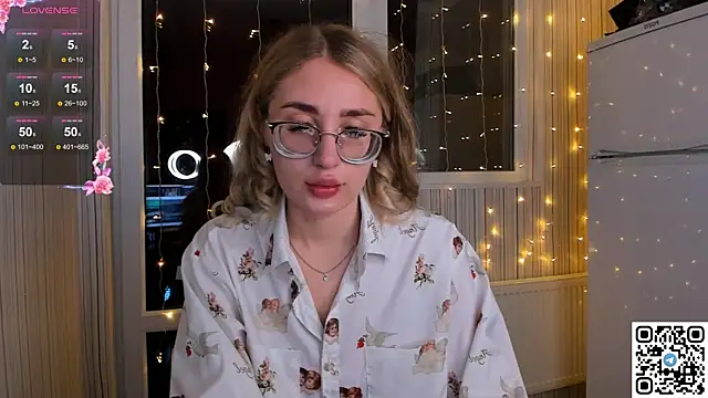 Snapshot of LivyyBossom chatting on January 7, 2025, 8:31 pm LivyyBossom online show from January 7, 2025, 8:31 pm