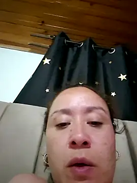 RenataSexy  online show from May 12, 2026, 1:36 am