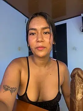 ALANAH KITTY online show from October 23, 2025, 8:07 pm