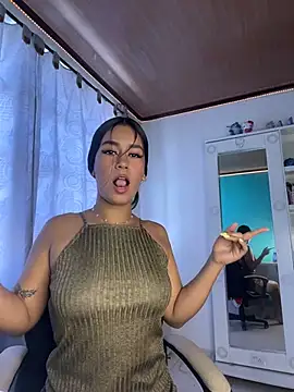 ALANAH KITTY online show from July 10, 2026, 7:49 pm