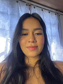 ALANAH KITTY online show from July 24, 2026, 2:48 pm