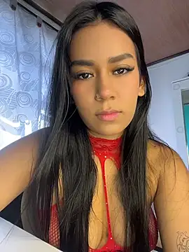 ALANAH KITTY online show from July 28, 2026, 2:35 pm