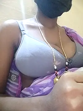 Snapshot of Jyotilakshmi chatting on January 11, 2026, 6:24 pm Jyotilakshmi online show from January 11, 2026, 6:24 pm