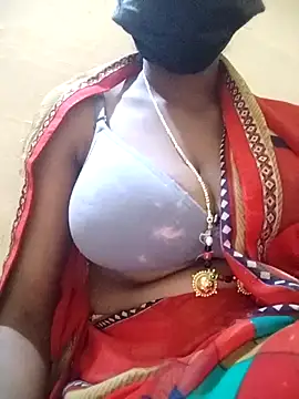 Snapshot of Jyotilakshmi chatting on February 11, 2026, 6:02 pm Jyotilakshmi online show from February 11, 2026, 6:02 pm