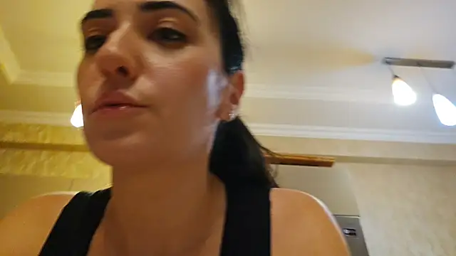 Snapshot of AlejandraDelaney chatting on December 26, 2024, 2:59 pm AlejandraDelaney online show from December 26, 2024, 2:59 pm