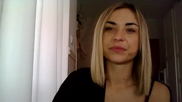 Snapshot of ashley_xlove chatting on December 3, 2024, 7:43 am ashley xlove online show from December 3, 2024, 7:43 am