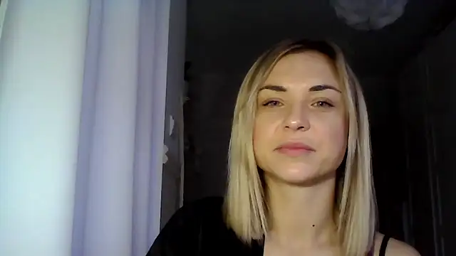 Snapshot of ashley_xlove chatting on December 4, 2024, 7:39 am ashley xlove online show from December 4, 2024, 7:39 am