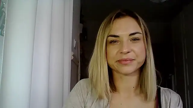 Snapshot of ashley_xlove chatting on December 11, 2024, 7:42 am ashley xlove online show from December 11, 2024, 7:42 am