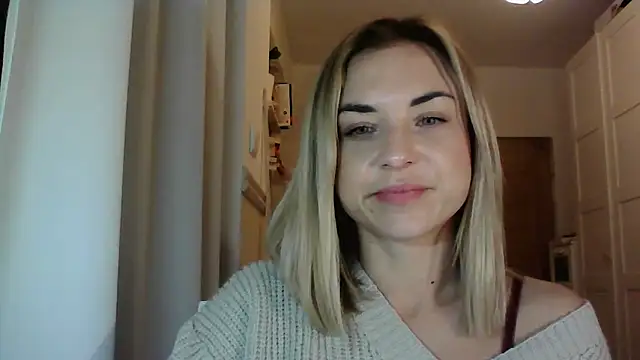 Snapshot of ashley_xlove chatting on January 7, 2025, 5:42 pm ashley xlove online show from January 7, 2025, 5:42 pm