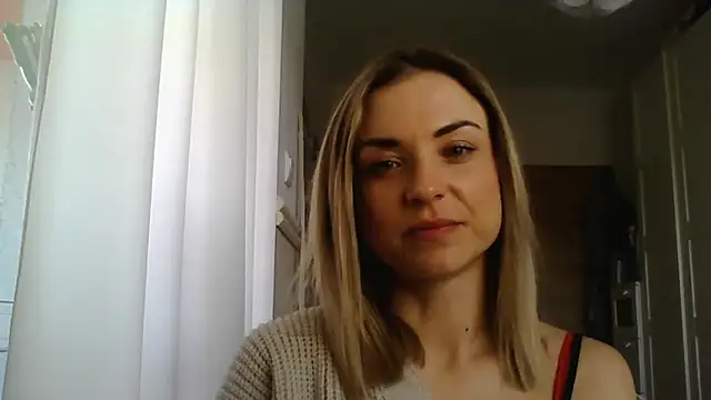 Snapshot of ashley_xlove chatting on February 19, 2025, 11:06 am ashley xlove online show from February 19, 2025, 11:06 am