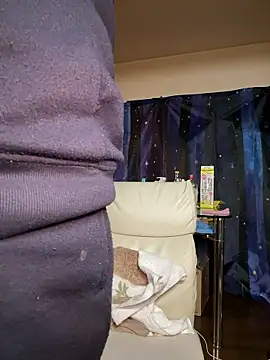 Snapshot of SaneService9 chatting on February 1, 2026, 7:56 pm SaneService9 online show from February 1, 2026, 7:56 pm