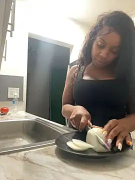 Snapshot of miamiworld chatting on November 12, 2025, 11:14 pm miamiworld online show from November 12, 2025, 11:14 pm