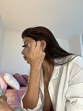 adop me   online show from June 5, 2026, 1:39 pm