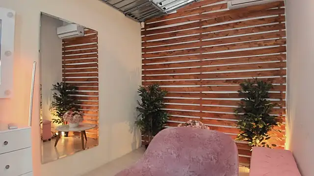 Snapshot of Sapphire_Venuss chatting on March 7, 2025, 9:59 pm Sapphire Venuss online show from March 7, 2025, 9:59 pm