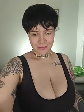 Snapshot of KatInk chatting on June 14, 2026, 8:11 pm KatInk online show from June 14, 2026, 8:11 pm