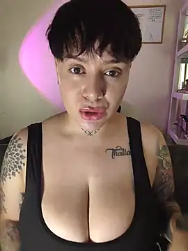 Snapshot of KatInk chatting on July 19, 2026, 6:00 pm KatInk online show from July 19, 2026, 6:00 pm