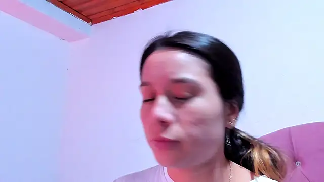 Snapshot of teffy_lee chatting on January 9, 2025, 12:14 am teffy lee online show from January 9, 2025, 12:14 am