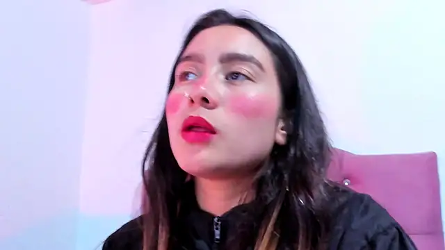 Snapshot of teffy_lee chatting on February 20, 2025, 8:47 pm teffy lee online show from February 20, 2025, 8:47 pm