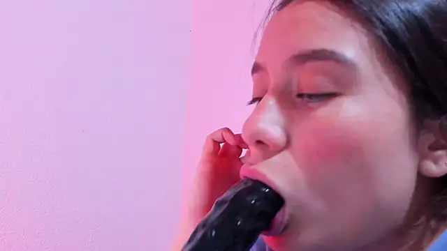 Snapshot of teffy_lee chatting on March 22, 2025, 12:06 am teffy lee online show from March 22, 2025, 12:06 am