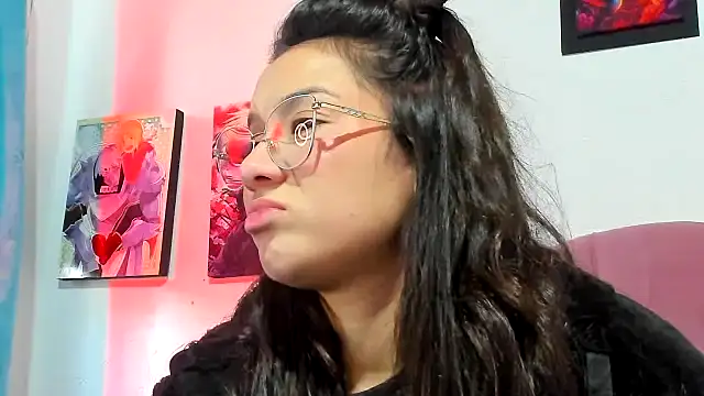 Snapshot of teffy_lee chatting on January 15, 2026, 8:34 pm teffy lee online show from January 15, 2026, 8:34 pm