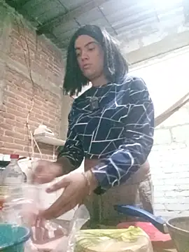 yovana13 online show from May 15, 2026, 4:30 am