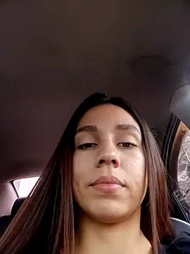 Luci And Sofi online show from April 29, 2026, 8:04 pm
