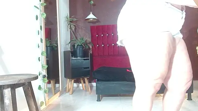 PervertedMature online show from November 4, 2025, 2:32 am