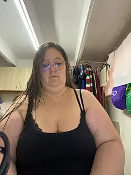 Chloee ep online show from September 19, 2025, 10:21 pm