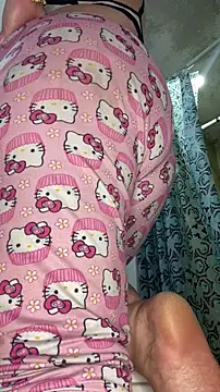 Snapshot of Chloee_ep chatting on June 7, 2026, 3:10 am Chloee ep online show from June 7, 2026, 3:10 am