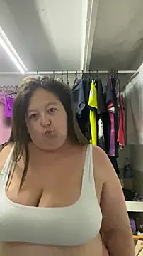 Snapshot of Chloee_ep chatting on July 2, 2026, 3:17 am Chloee ep online show from July 2, 2026, 3:17 am