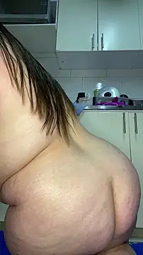Snapshot of Chloee_ep chatting on July 5, 2026, 4:19 am Chloee ep online show from July 5, 2026, 4:19 am